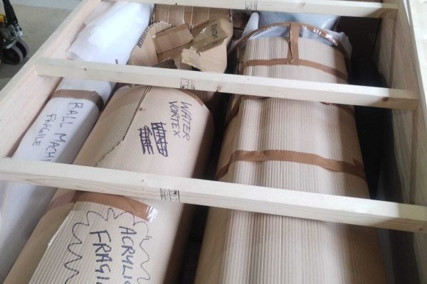 SP587 crate3 for science exhibits to Uzbekistan