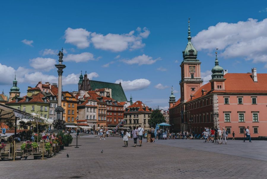 Photo of Warsaw's Old Town Square to indicate Poland to London Freight